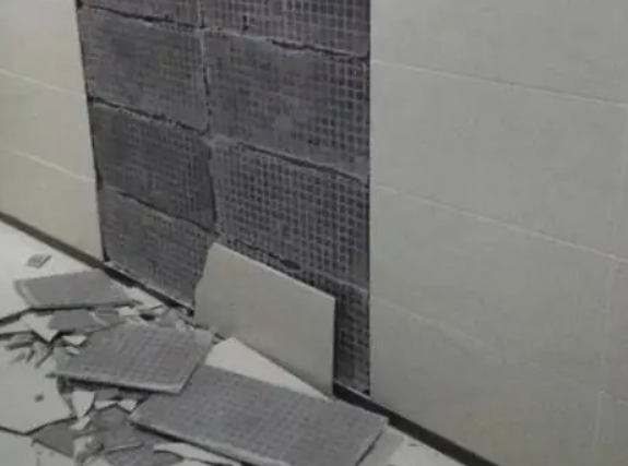 诏安瓷砖空鼓维修公司分享下诏安墙砖松动维修的知识